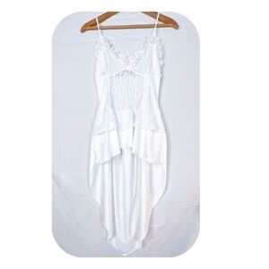 VTG Lingerie White Lace Peplum Slip Top with Long Back Train 100 Nylon Sz M
